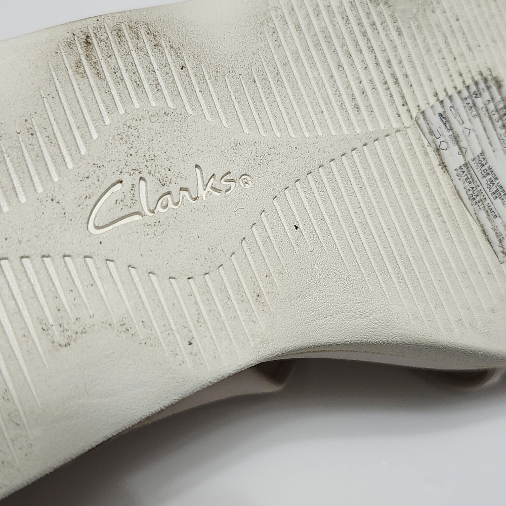 Clarks Clara Sandals size 7.5 Shoes - Picture 9 of 15